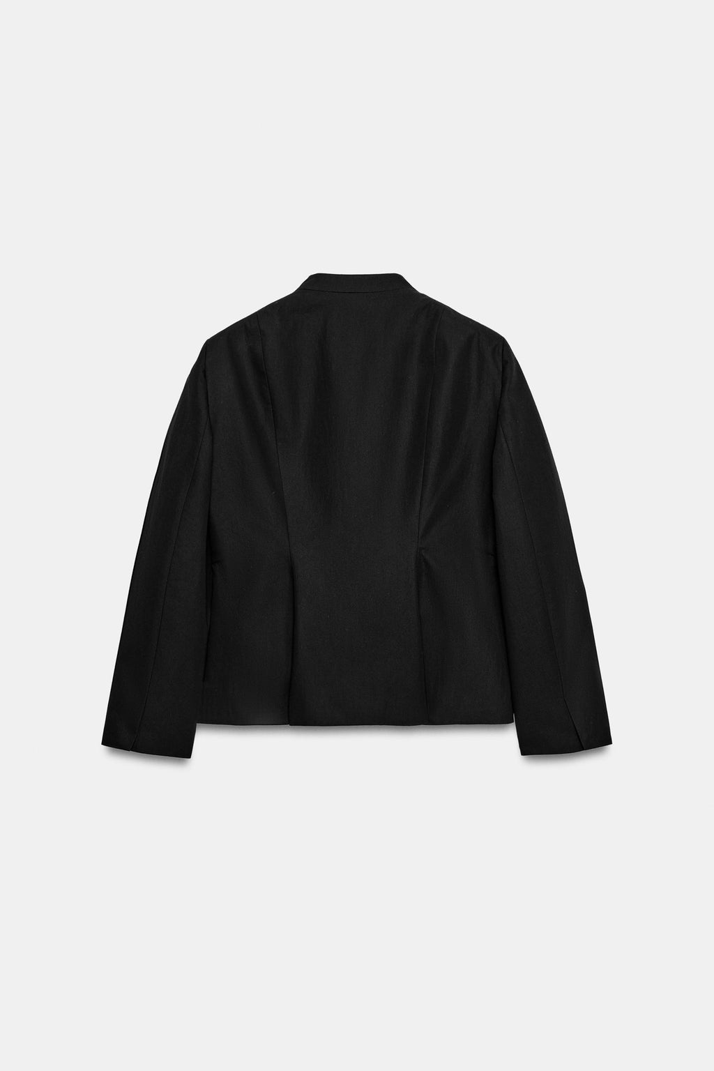 Veste cintrée à col mao et boutons décoratifs